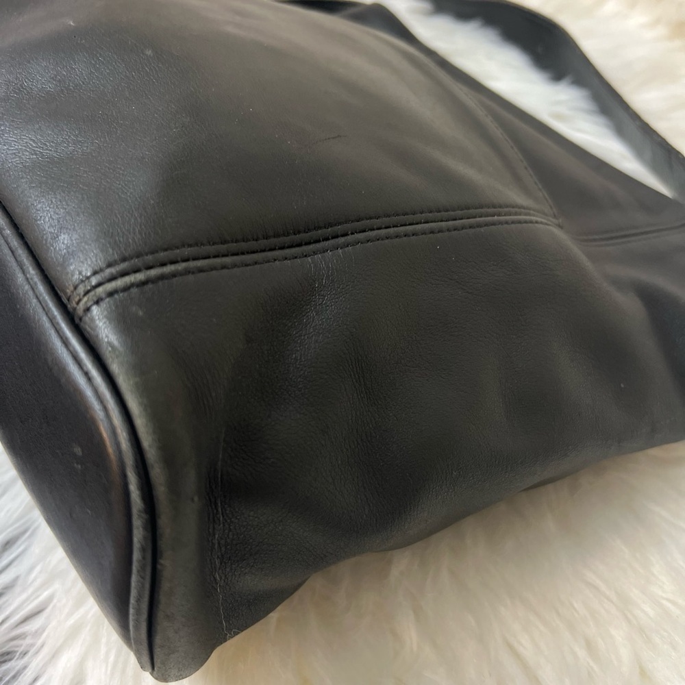 Vintage COACH ERICKSON
SOHO Black Leather Shoulder
Bag 4169 - Picture 8 of 14